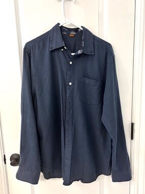 Amazon TeC Cool Navy lightweigr button down shirt M